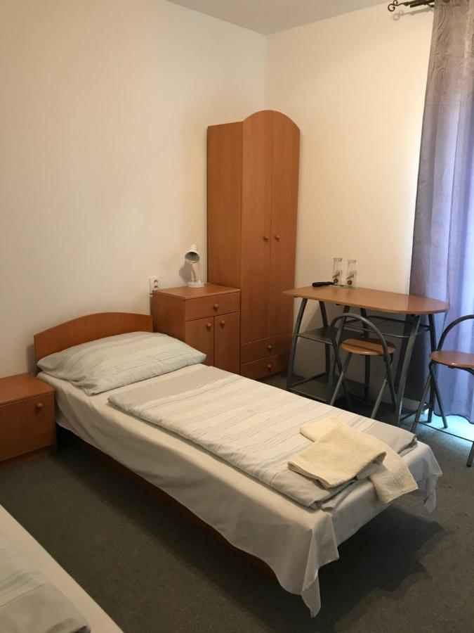 Penzion Aniko Diakovce-Sala Bagian luar foto